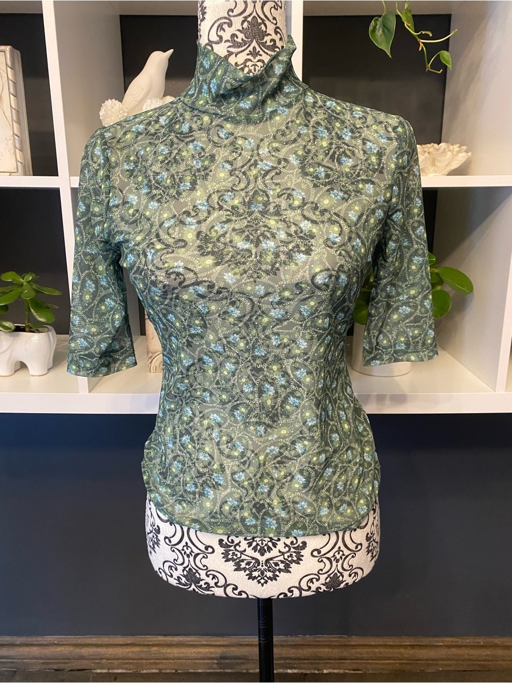 NWT Anthropologie Green Patterned Short Sleeve Tee